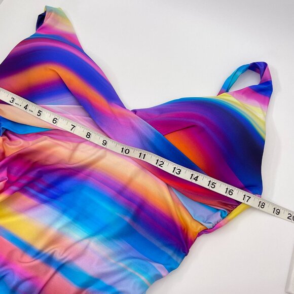 La Blanca Island Goddess Cross Front Keyhole One-Piece Swimsuit - Picture 7 of 9